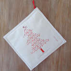 TTMA03 - Manique carrée imprimée grand sapin Noël ambiance rouge