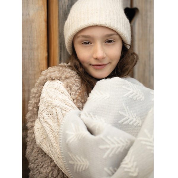Plaid gris clair aux sapins blancs