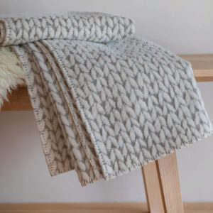 Plaid écru effet tricoté