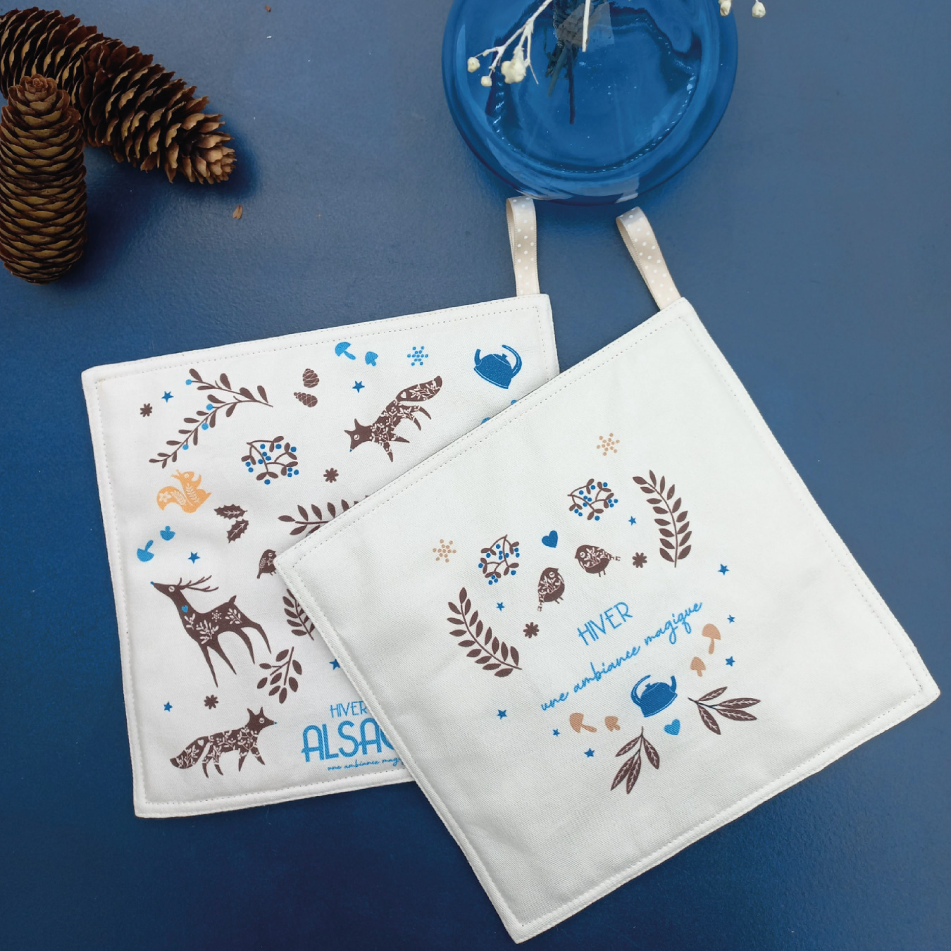 Manique aux animaux et sapin de Noël ambiance bleue – Image 2