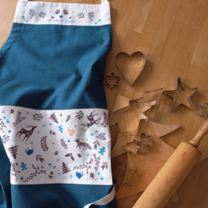 tablier hiver ambiance magique bleu