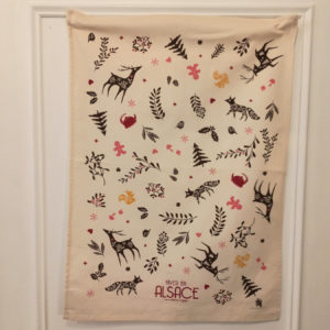 Torchon aux animaux et sapin de Noël rouge