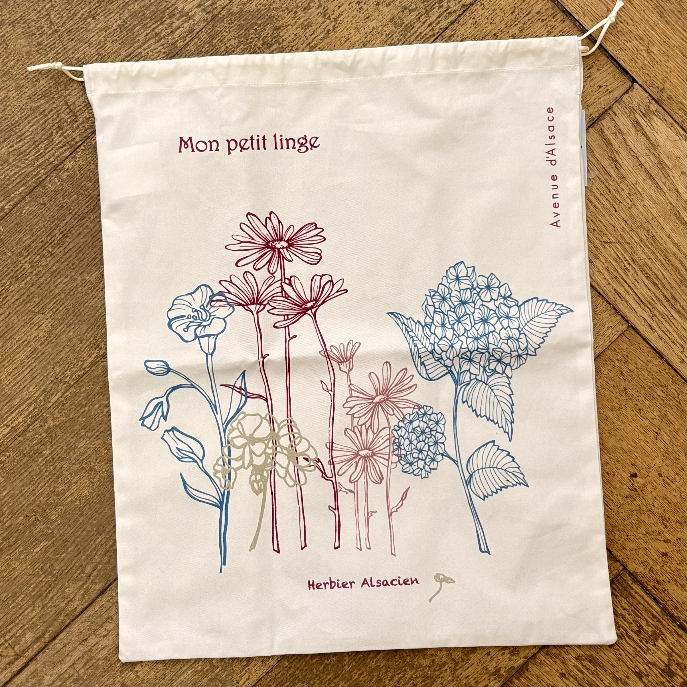 Sac à linge blanc "herbier alsacien" – Image 2
