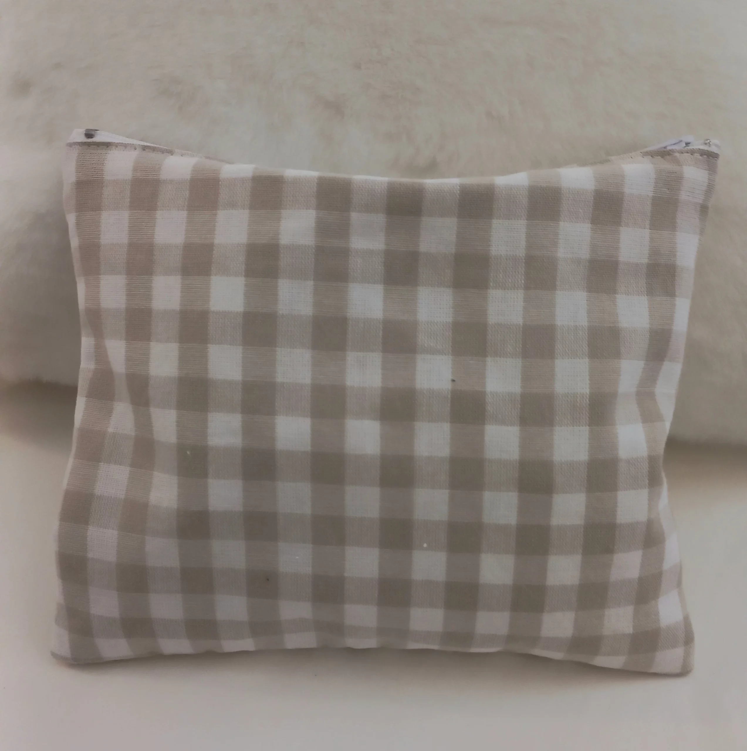 dos de la trousse en vichy
